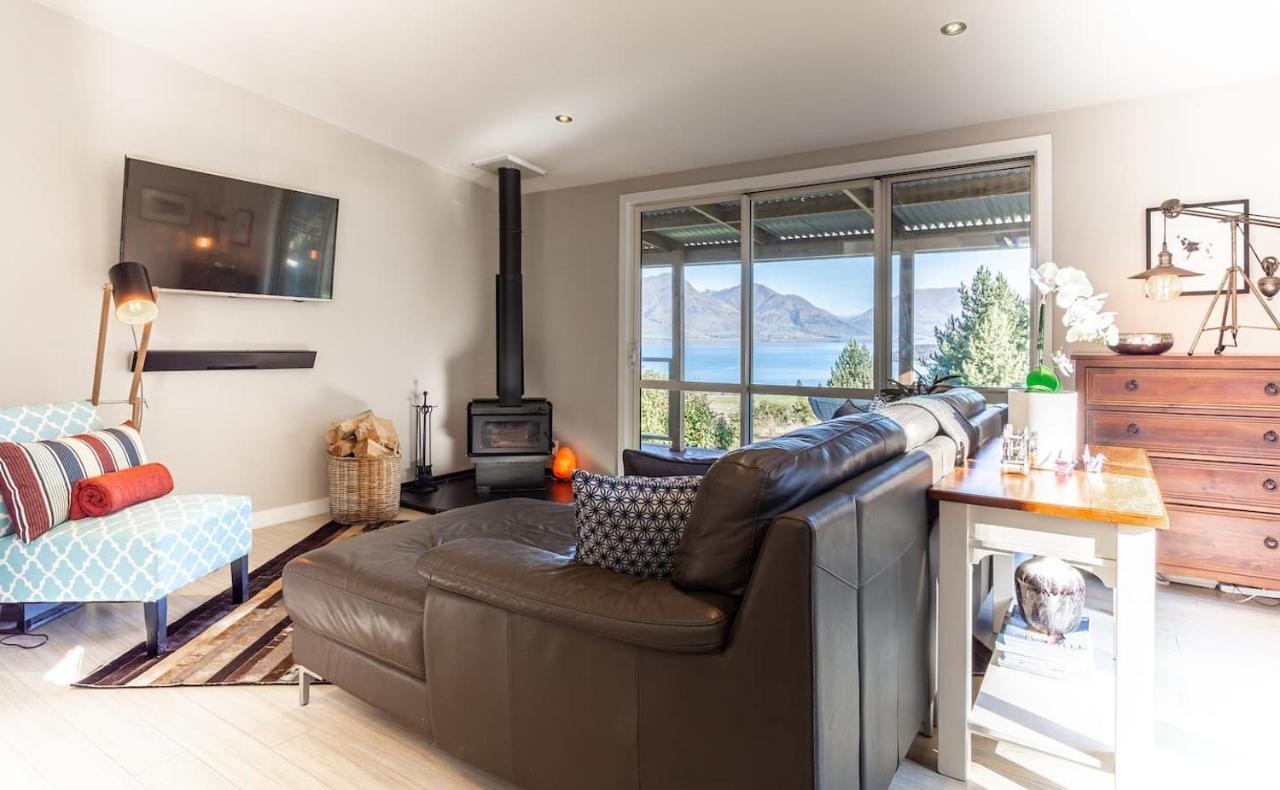 Private Cottage With Spa And Amazing Lake Views Closeburn Exterior photo