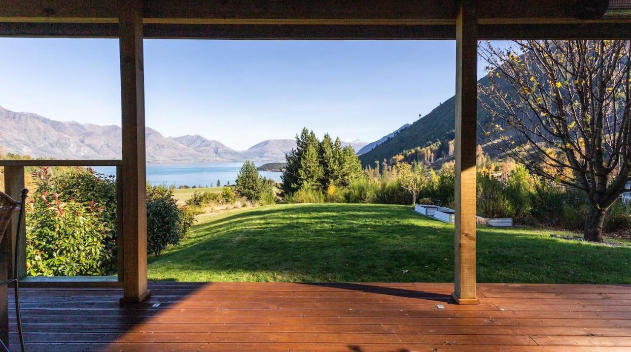 Private Cottage With Spa And Amazing Lake Views Closeburn Exterior photo